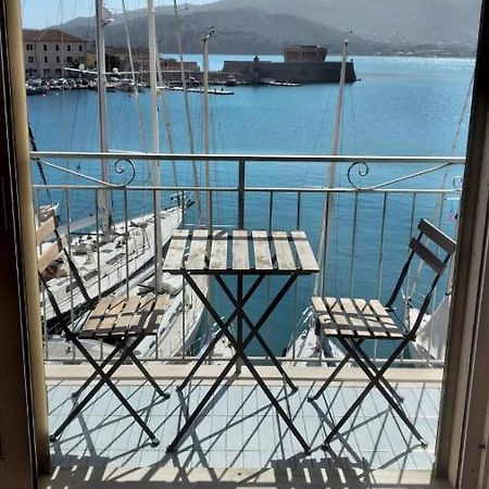 Monolocale La Darsena Apartman Portoferraio Kültér fotó